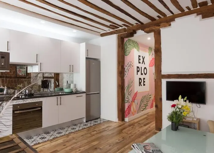 Bonito apartamento en típica corrala en el centro de Madrid